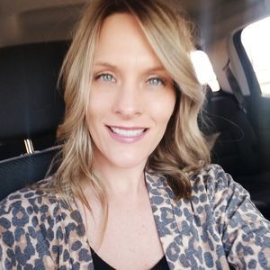 Meet your Posher, Misti